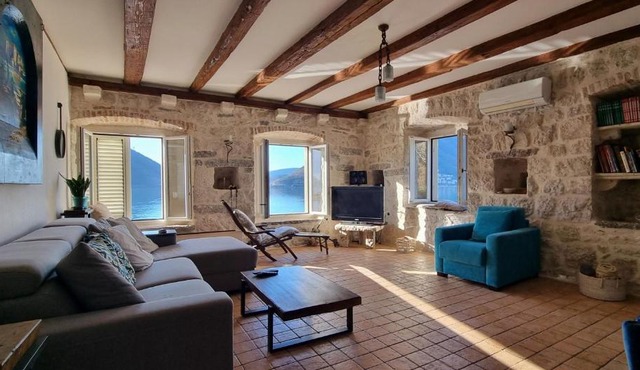 Apartment Dyonis Perast