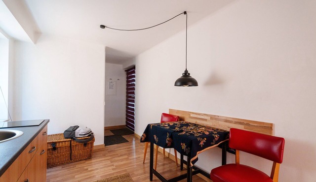 Apartment 'E' with Wi-Fi