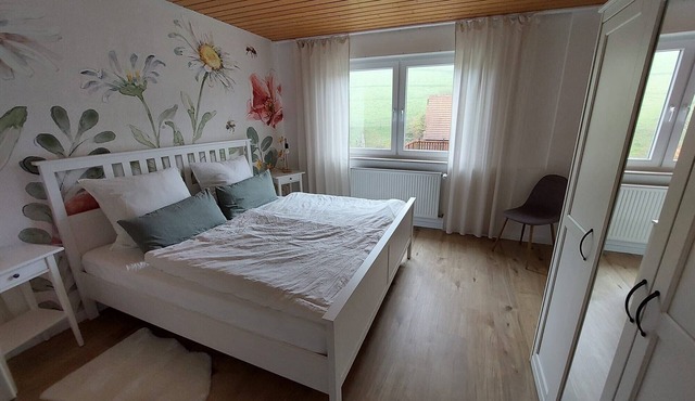 Apartment "Eins" with Private Garden and Wi-Fi
