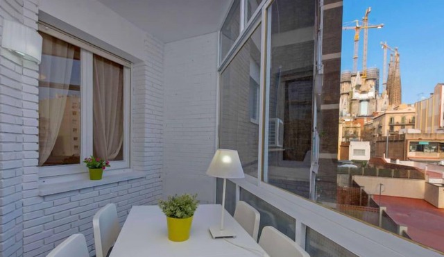 Apartment Eixample Dret Aragon - Sardenya in Barcelona - 5 persons, 3 bedrooms