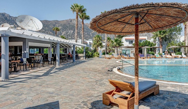 Apartment 'Evripides Family One -bedroom 2' with Shared Pool, Shared Garden and Air Conditioning
