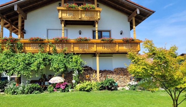 Apartment "Ferienwohnung bei Helga" with Balcony
