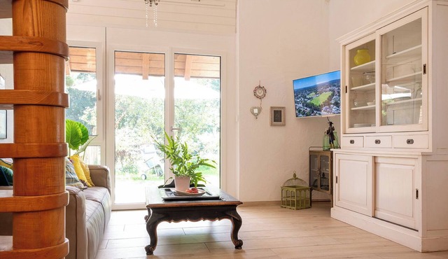 Apartment 'Ferienwohnung Sunshine Forest' with Private Terrace, Private Garden and Wi-Fi