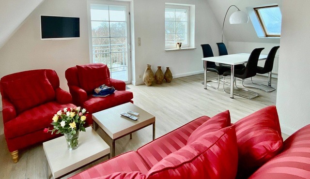 Apartment 'Ferienwohnung Diddi' with Balcony and Wi-Fi
