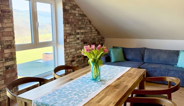 Apartment 'Ferienwohnung Auf Der Höhe' with Mountain View and Wi-Fi