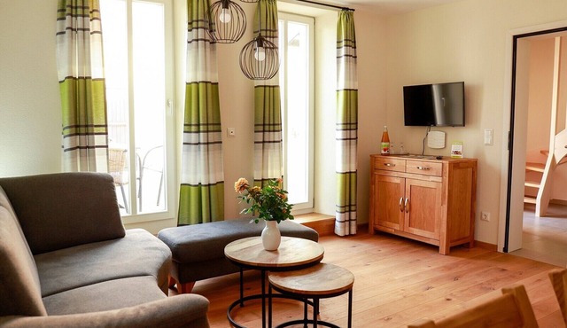 Apartment 'Ferienwohnung Kammer' with Private Terrace, Shared Garden and Wi-Fi
