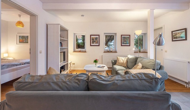 Apartment 'Ferienwohnung Hafen' with Private Garden and Wi-Fi
