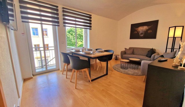 Apartment 'Fewo Anne, Großzügige' with Private Terrace, Shared Garden and Wi-Fi