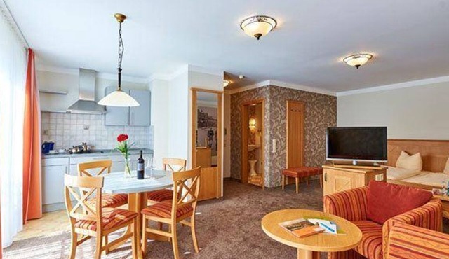 Apartment/flat, bathtub - Landhotel im Klostereck