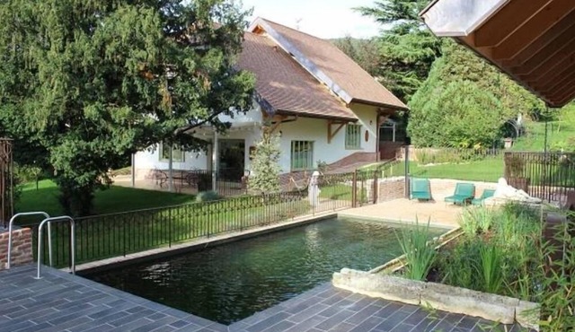 Apartment with terrace, swimming pool in ecological house near Lac du Bourget