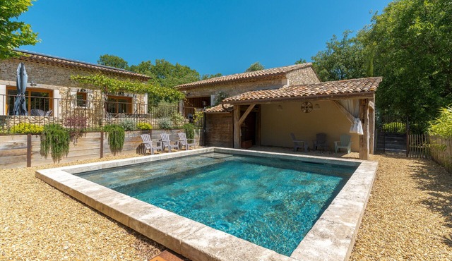 Apartment 'Le Petit Écureuil' with Shared Pool, Private Terrace and Wi-Fi