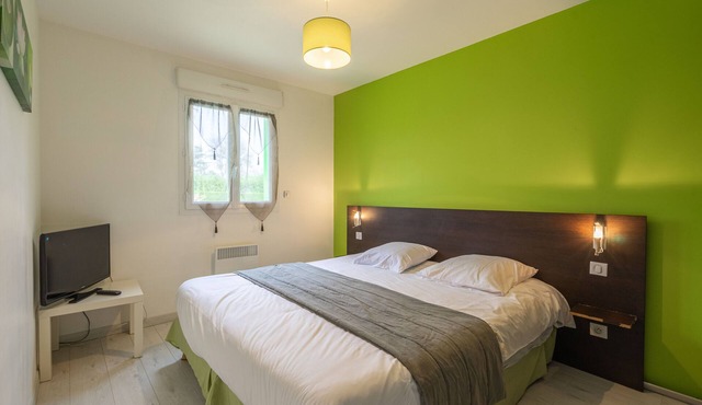 Apartment 'Le Clos Du Champ De L'Amour - La Palmyre' with Private Pool, Wi-Fi, and AC