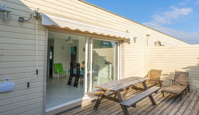 Apartment 'Le Clos Du Champ De L'Amour - Ile De Ré' with Private Pool, Wi-Fi, and AC
