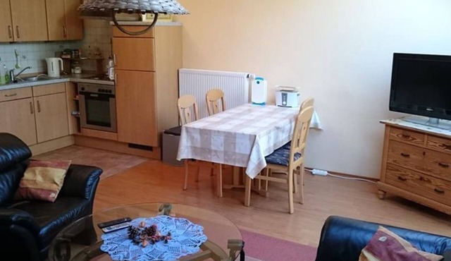 Apartment gallery, shower, toilet, 2 bedrooms - Friesenborg - Ferienwohnung Klein Sande