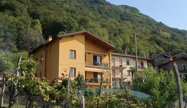 Apartment Gialla by Interhome