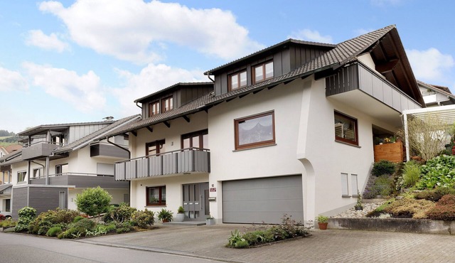 Apartment 'Gieringer' with Mountain View, Balcony and Wi-Fi