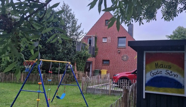 Apartment 'Gode Sünn' with Private Terrace, Garden and Wi-Fi