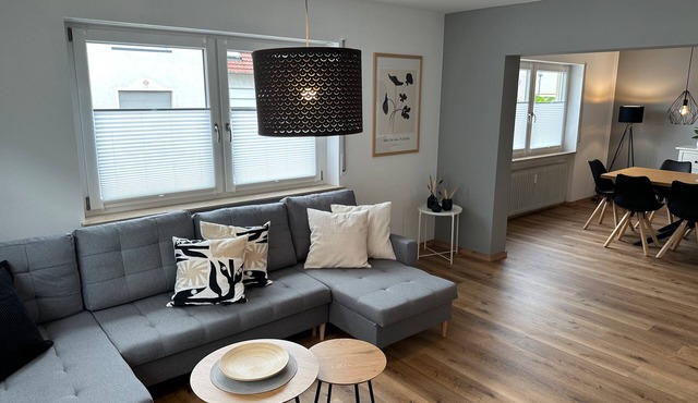 Apartment 'Groß' with Shared Garden, Balcony and Wi-Fi