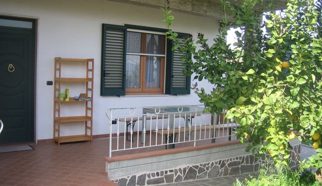 Apartment Guardia Vomano, quiet village location.