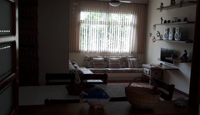 Apartment Guarujá Enseada 100 meters from the beach