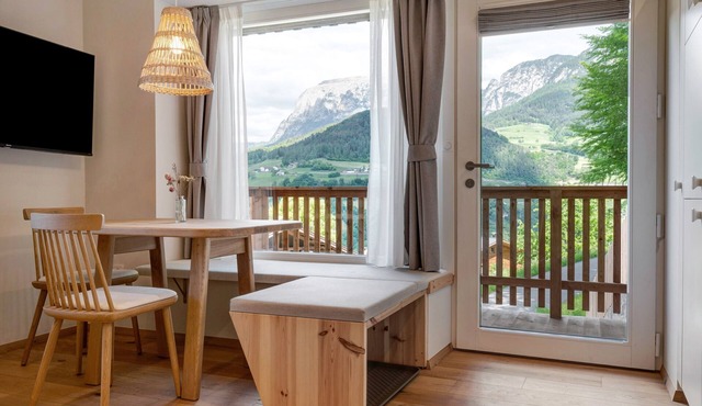 Apartment 'Hans' with Mountain View, Private Garden and Wi-Fi