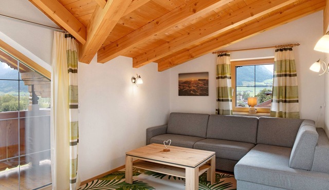 Apartment 'Haus Brugger' with Mountain View, Shared Garden and Wi-Fi