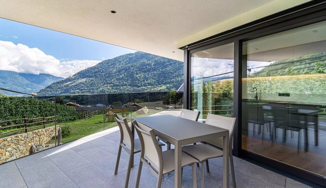 Apartment Hofer Hof TSCHIGAT with Mountain View, Wi-Fi & Terrace