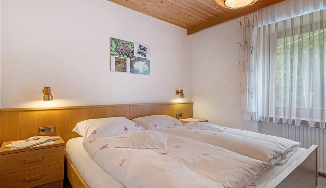Apartment 'Holunder' with Shared Terrace and Wi-Fi