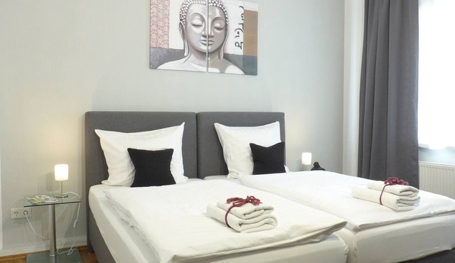 Apartment House * modern and tasteful, in the heart of Saarbrücken