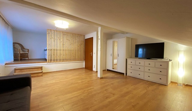 Apartment 'Im Münchner-süden' with Private Terrace, Private Garden and Wi-Fi