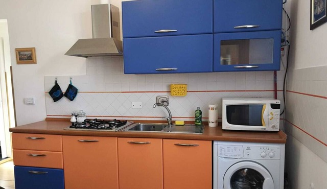 Apartment in a small condominium: LA CASA DI TANIA.