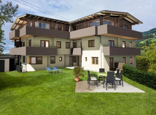 Apartment in Brixen im Thale with parking