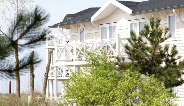 Apartment in Cape Helius by the Waterside