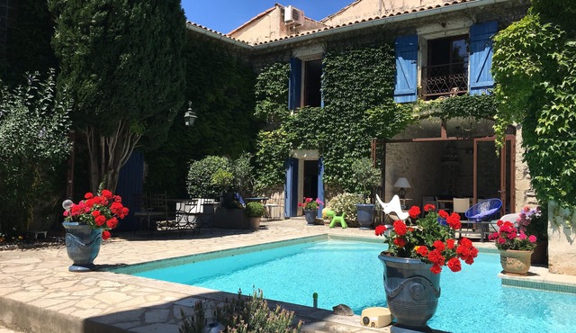 Apartment in charming villa with swimming pool.