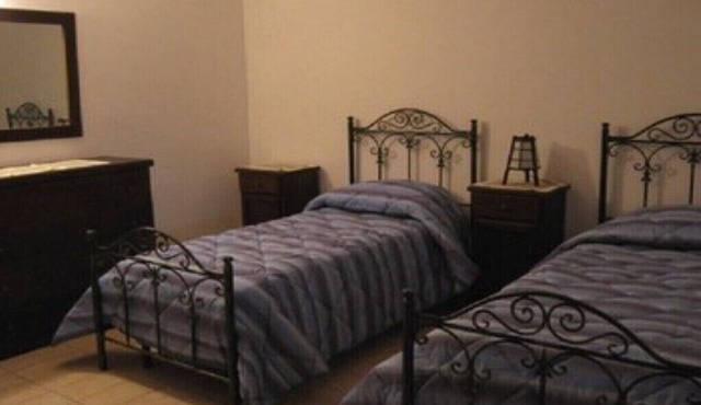 Apartment in complex with ample parking and close to 15min from the sea