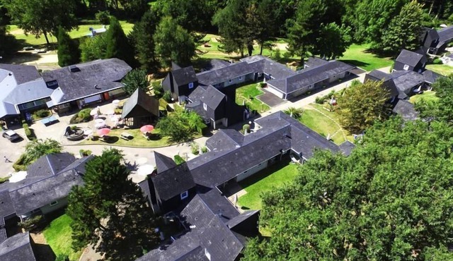 Apartment in Forges les Eaux with Garden