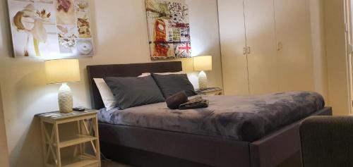 Apartment in Griffith with Free Parking & Wi-fi