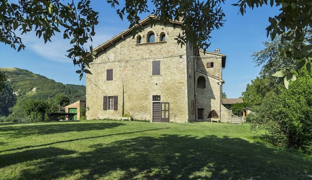Apartment in Modigliana with swimming pool