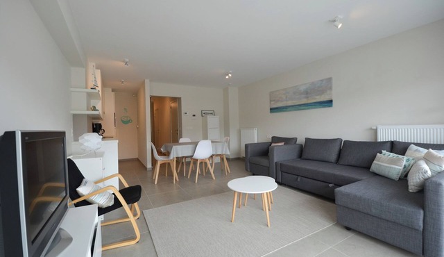 Apartment in Oostduinkerke near the Beach