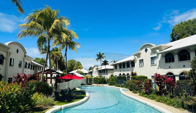 Apartment in Palm Cove