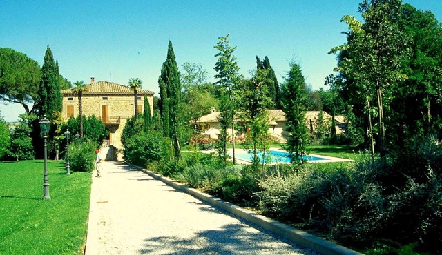 Apartment in Perugia With Pool & Terrace