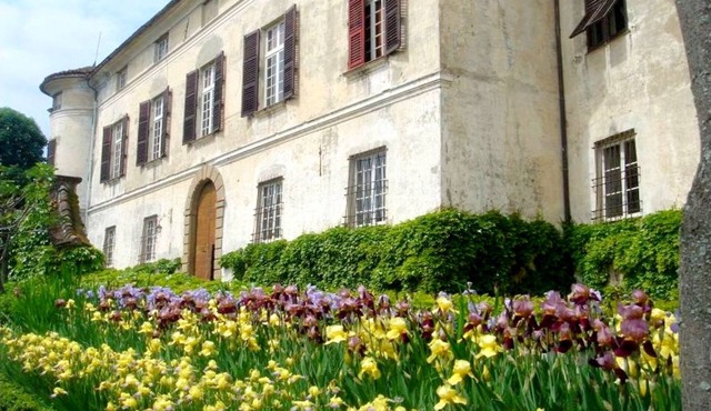 Apartment in Piedmont near Historic Castle