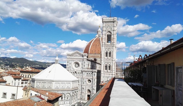 Apartment in the heart of Florence with a terrace overlooking the Duomo