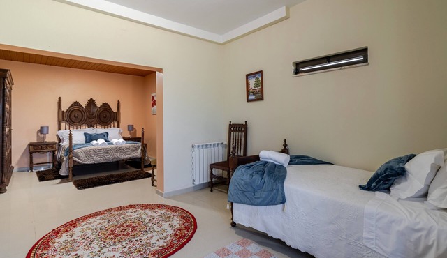 Apartment 'Inferior' with Mountain View, Shared Garden and Wi-Fi