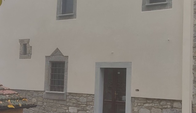 apartment in old country house