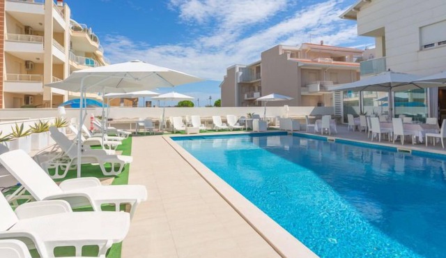 Apartment Blue Bay Resort (RSO180) in Roseto degli Abruzzi - 4 persons, 1 bedrooms