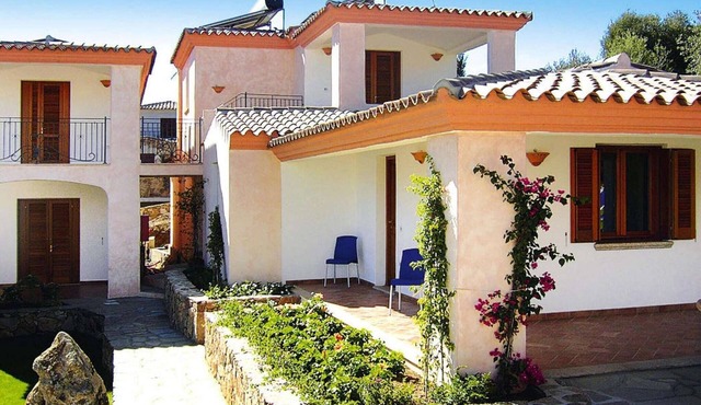 Apartment in Tanaunella Budoni with Pool