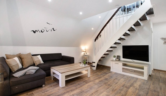 Apartment 'Kleine Nock' with Balcony and Wi-Fi