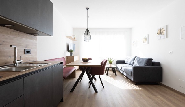 Apartment "Kleon 3" with Mountain View, Shared Pool, and Wi-Fi