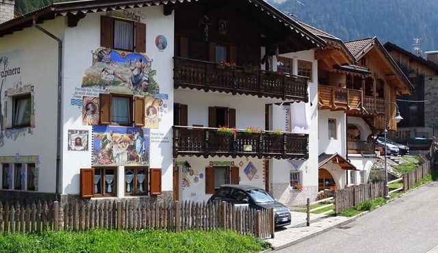Apartment 'La Capinera Canazei' with Mountain View, Balcony & Wi-Fi